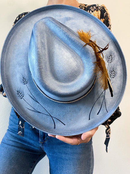Never worn Feather Trim Hat Size 7 ( Medium)