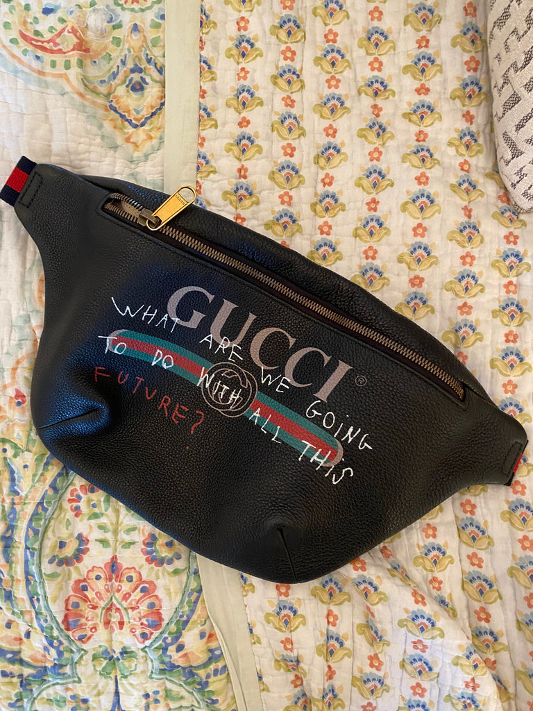 Gucci Coco Capitan Logo Belt Bag Vintage Logo Black in Leather with  Gold-tone - US